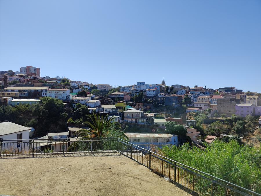 A view of Valparaíso.